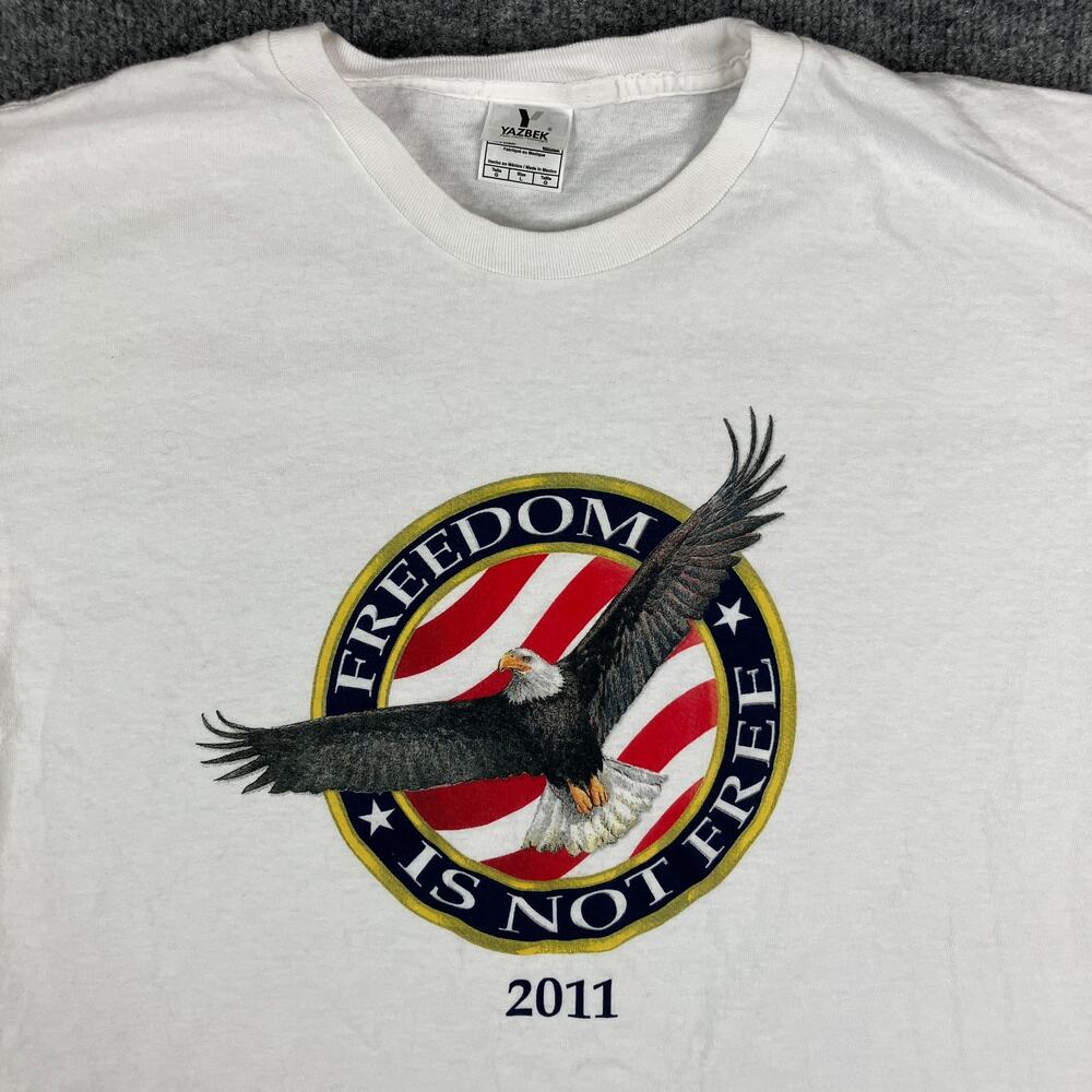 Yazbek Freedom Is Not Free TShirt Mens Large‎ White Bald Eagle USA Patriot